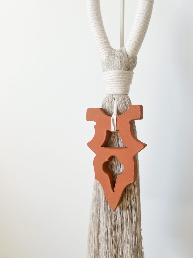 Escultura Macramé e Barro